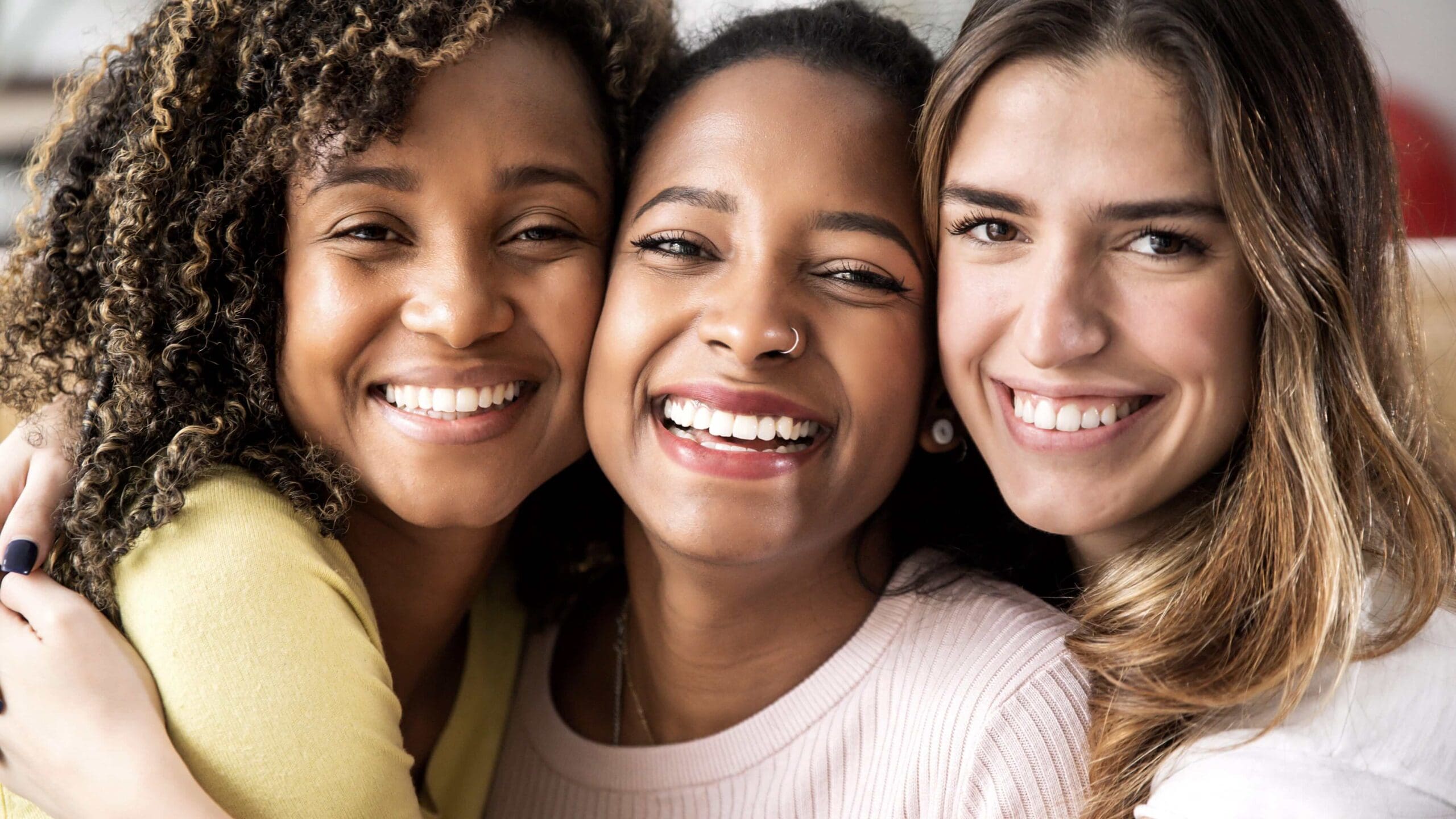 girls with beautiful smiles